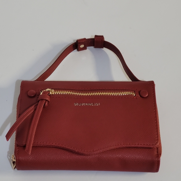 LC Shop Crossbody Wallet - Picture 4 of 10